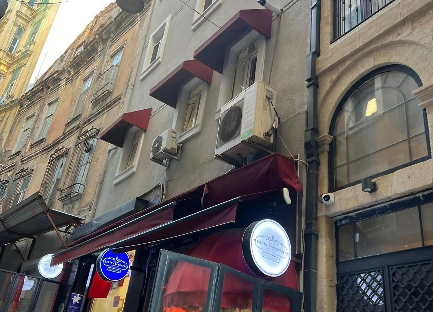 Sahin Pera Suit2 Great Location 2 Bedroom Air-Conditioned Apartment Istanbul 0*,  Turkey